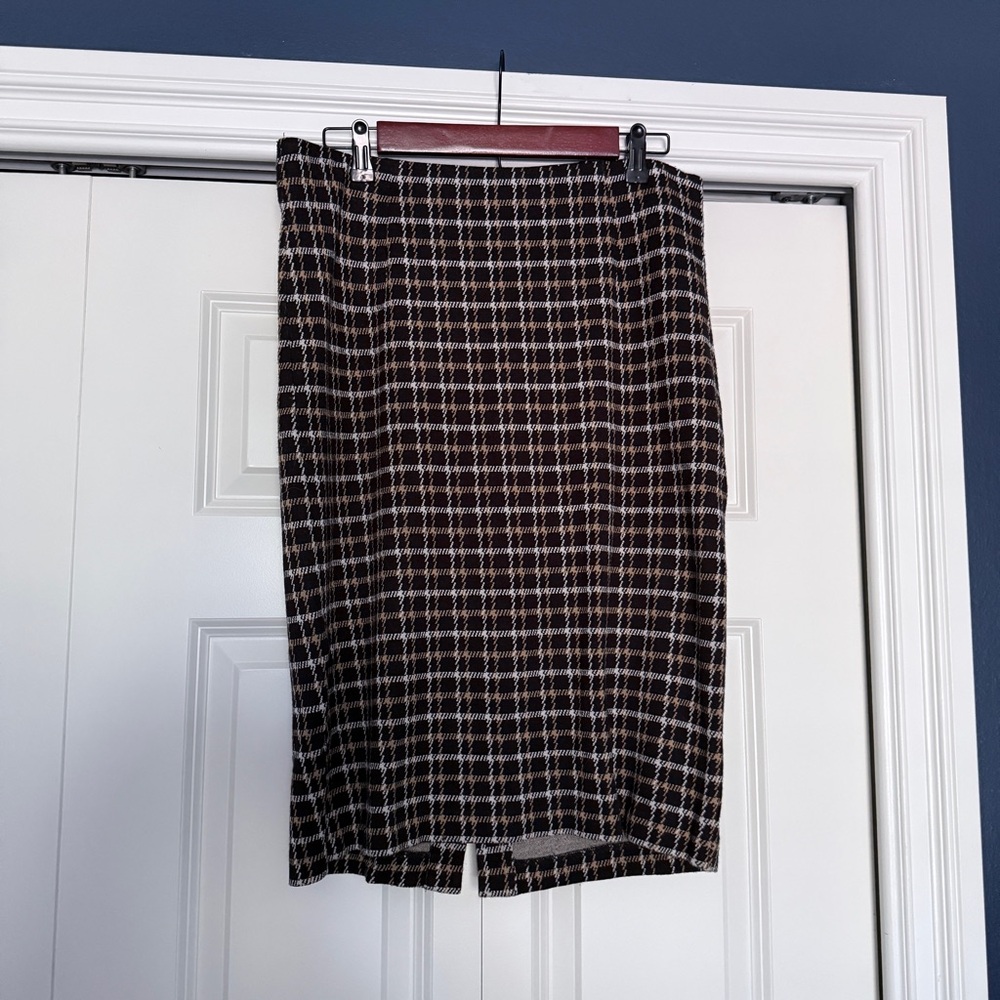 J. Jill Black and Brown Checkered Pencil Skirt
